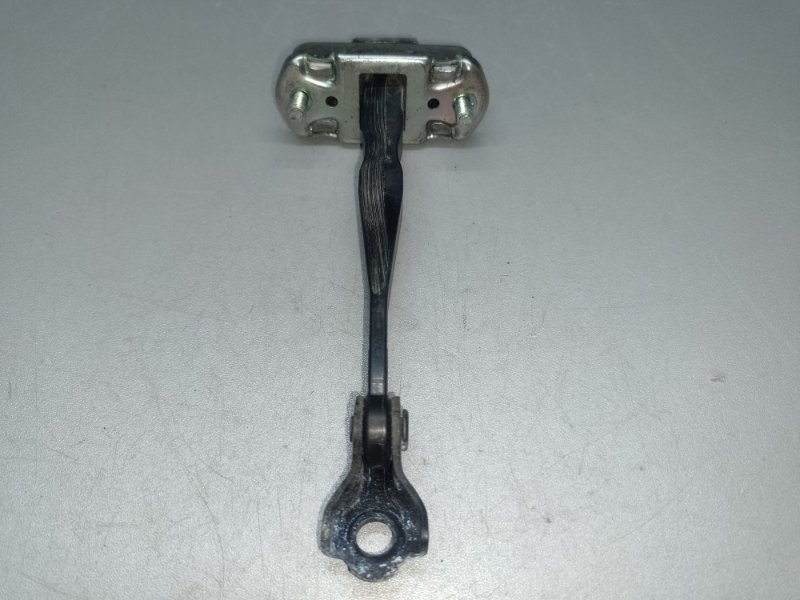 Ограничитель двери задний левый NISSAN PATHFINDER R52 12-21 2013 3.5 VQ35DE 82430-3JA0A Б/У