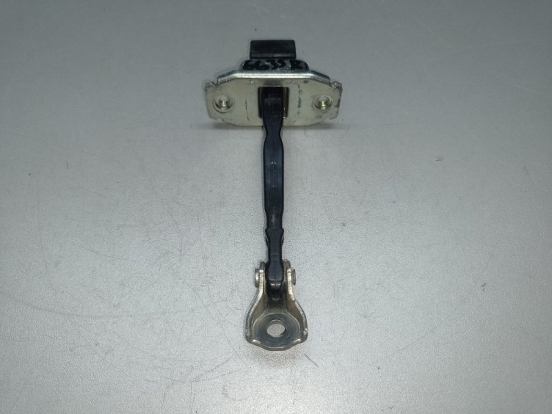 Запчасть ограничитель двери задний правый MITSUBISHI ASX / OUTLANDER SPORT 10-21 2012 2.0 4B11 5732A066 Б/У Ограничитель двери задний правый MITSUBISHI ASX / OUTLANDER SPORT 10-21 2012 2.0 4B11 5732A066 Б/У