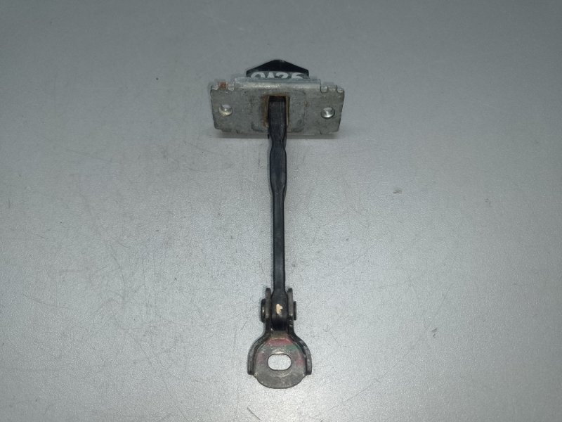 Ограничитель двери задний левый MAZDA 3 BK 03-08 2006 BK 2.3 L3 BP4K-72-270E Б/У