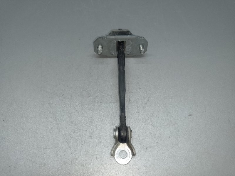 Ограничитель двери задний левый SUBARU IMPREZA 11-17 2012 GJ 2.0 FB20B 62124FJ000 Б/У