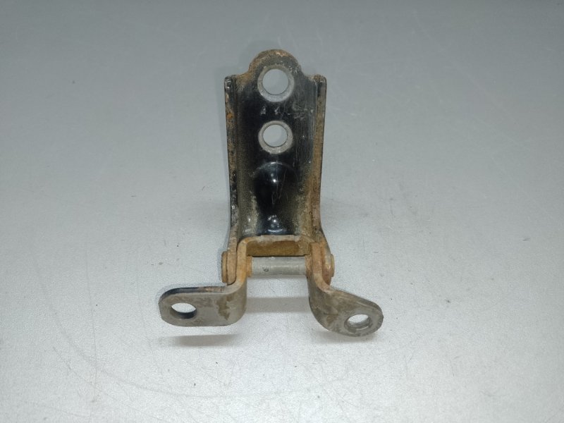 Петля двери нижняя задняя правая IMPREZA 11-17 2012 GJ 2.0 FB20B