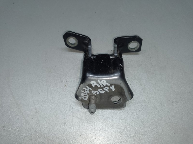 Запчасть петля двери верхняя задняя правая MAZDA 6 GJ 12- 2014 2.5 PY-VPS KD53-72-210 Б/У Петля двери верхняя задняя правая MAZDA 6 GJ 12- 2014 2.5 PY-VPS KD53-72-210 Б/У