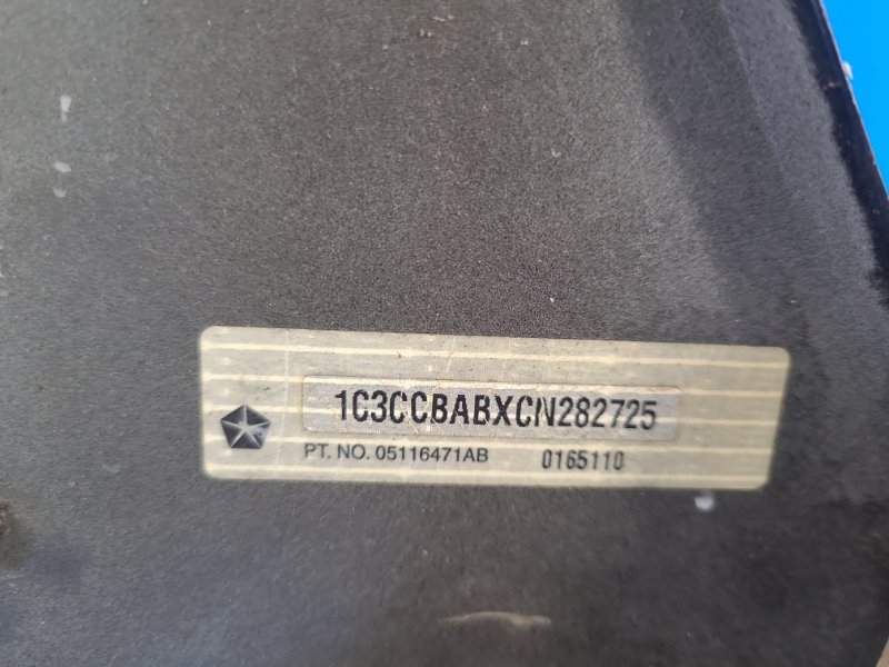 Крыло переднее левое 200 10-14 2012 2.4 ED3 Крыло переднее левое 200 10-14 2012 2.4 ED3