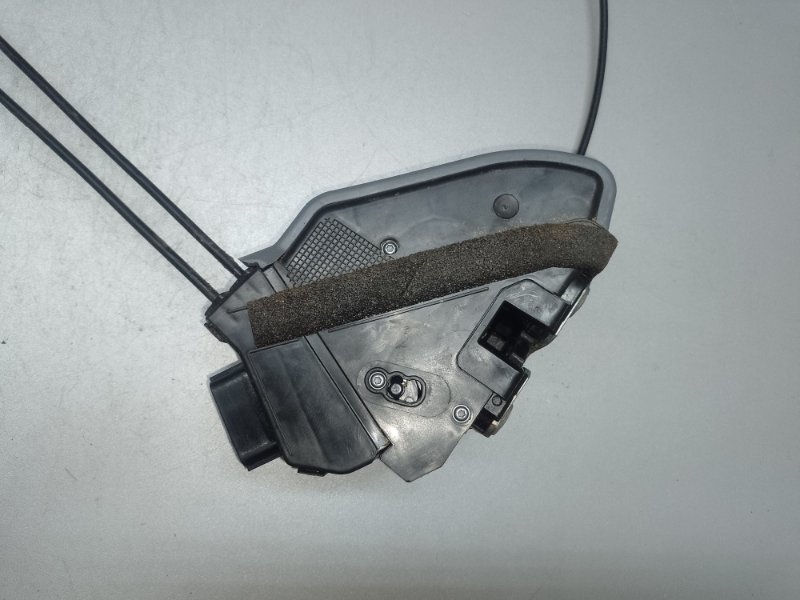 Замок двери задний правый PATHFINDER R52 12-21 2013 3.5 VQ35DE