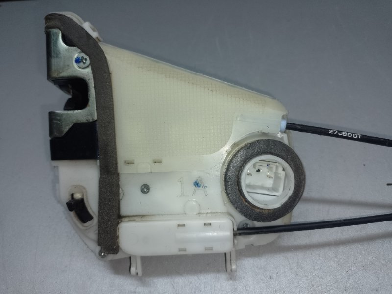 Замок двери задний левый SUBARU IMPREZA 11-17 GJ 2.0 FB20B