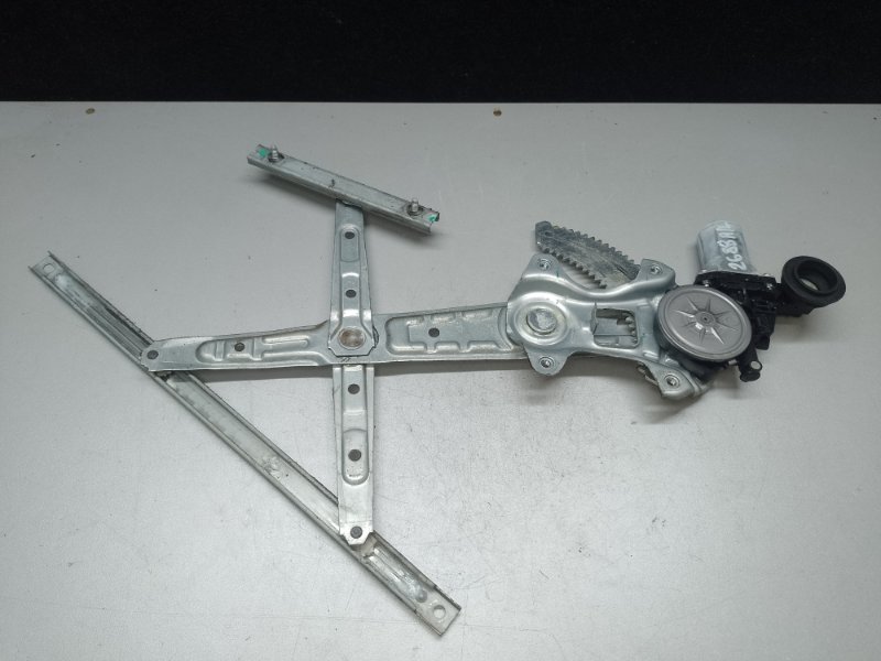 Стеклоподъемник задний левый NISSAN PATHFINDER R52 12-21 2013 3.5 VQ35DE 82721-3KA0A Б/У