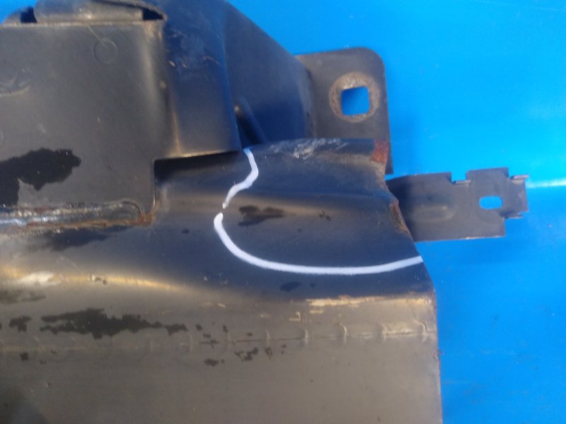 Усилитель переднего бампера 200 10-14 2012 2.4 ED3