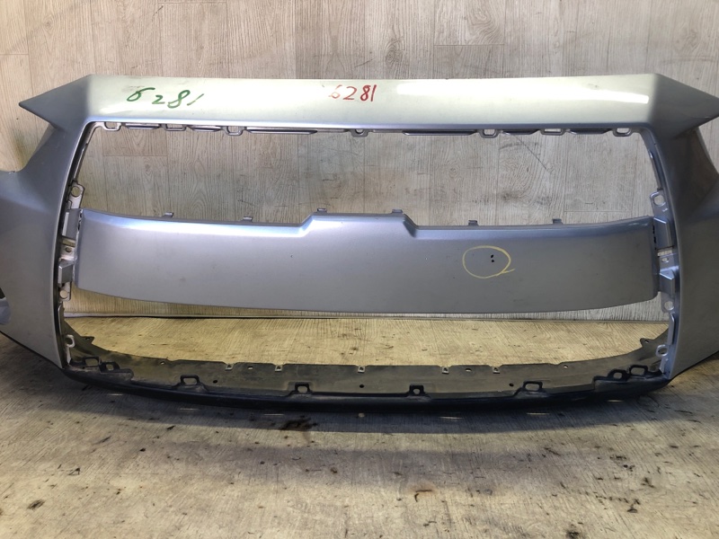 Бампер передний OUTLANDER XL 05-13 2010 3.0 6B31