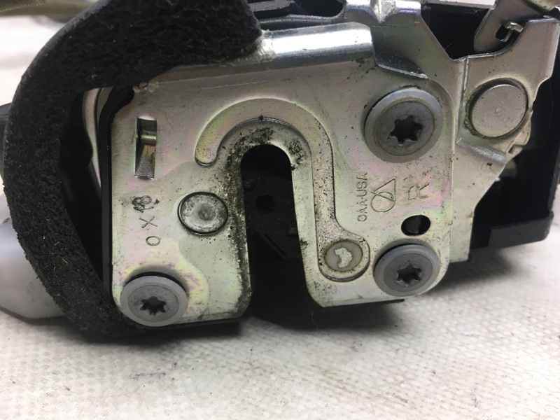 Замок двери задний правый NISSAN ALTIMA L32 07-12 Седан 3.5