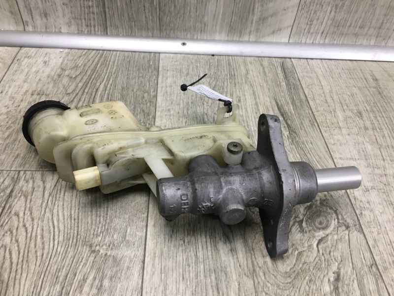 Главный тормозной цилиндр MAZDA 6 GG 02-07 Седан 2.3