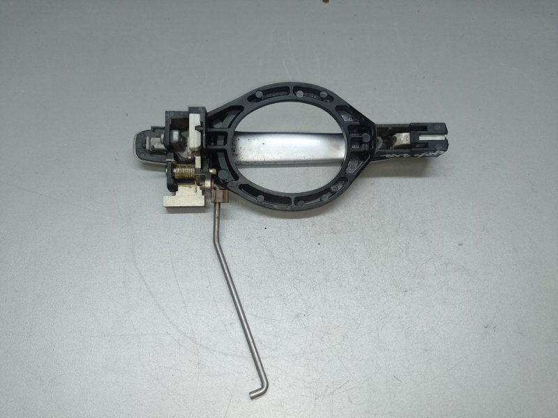 Ручка двери наружная задняя правая MITSUBISHI ASX / OUTLANDER SPORT 10-21 2.0 4B11 Ручка двери наружная задняя правая MITSUBISHI ASX / OUTLANDER SPORT 10-21 2.0 4B11