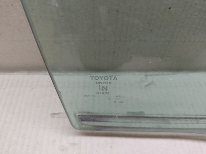 Стекло двери заднее правое CAMRY 40 06-11 2009 3.5 2GR-FE Стекло двери заднее правое CAMRY 40 06-11 2009 3.5 2GR-FE