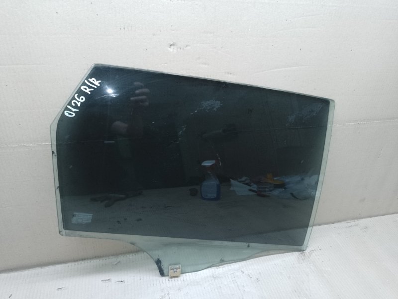 Стекло двери заднее правое MAZDA 3 BK 03-08 2006 BK 2.3 L3 BP4K-72-511B Б/У