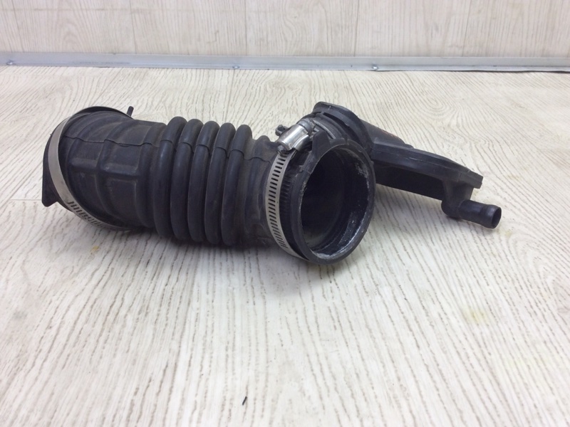 Патрубок впускного коллектора NV200 USA 13- 2013 2.0 MR20DE