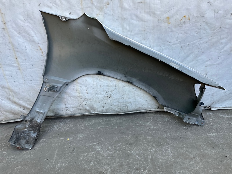 Крыло переднее левое RX300 98-03 2000 3.0 1MZFE Крыло переднее левое RX300 98-03 2000 3.0 1MZFE