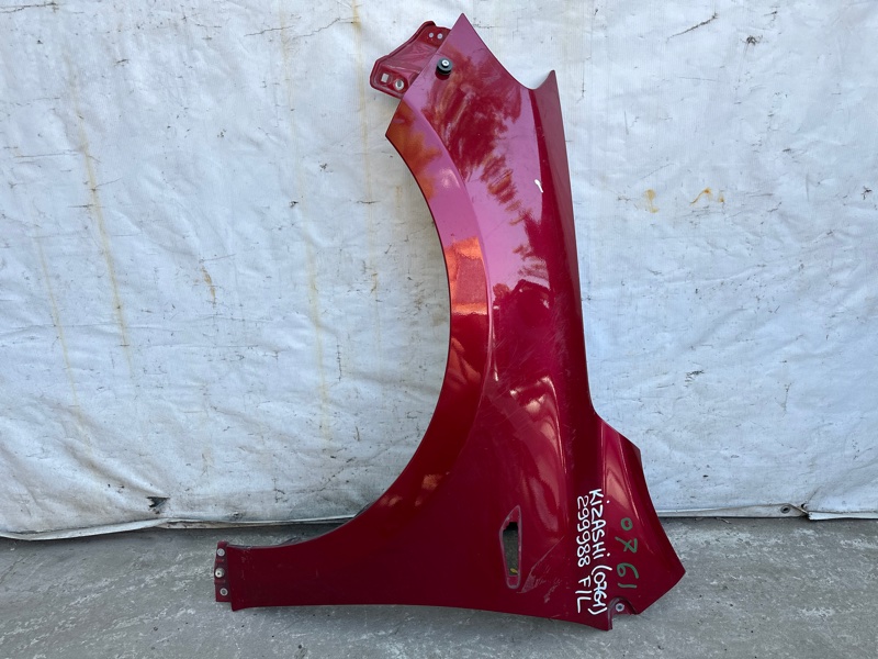 Крыло переднее левое KIZASHI 09-14 2011 J24B