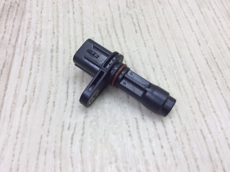 Запчасть датчик положения коленвала TOYOTA CAMRY 70 17- 2020 GSV70 2.5 A25AFKS 9091905095 Б/У Датчик положения коленвала TOYOTA CAMRY 70 17- 2020 GSV70 2.5 A25AFKS 9091905095 Б/У