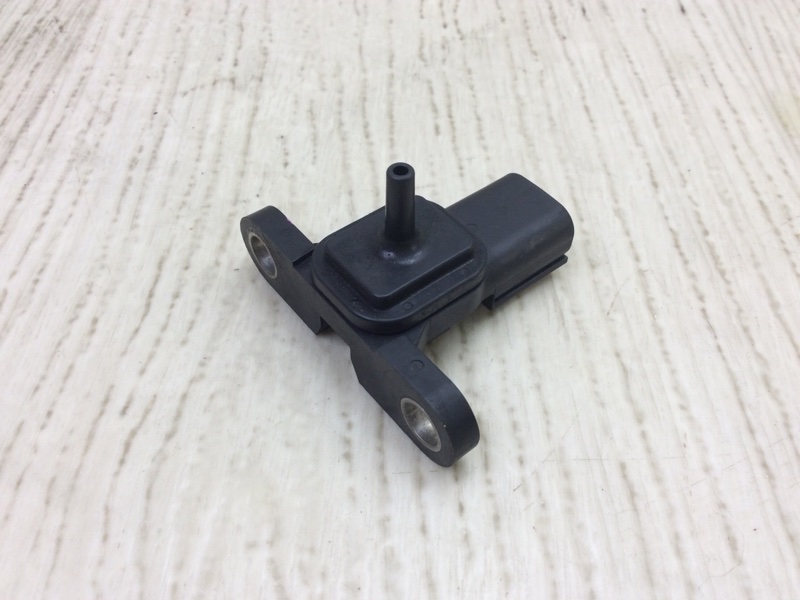 Датчик абсолютного давления (MAP sensor) TOYOTA CAMRY 70 17- 2020 GSV70 2.5 A25AFKS 8942106020 Б/У