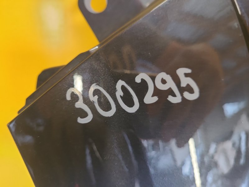 Накладка крыла (расширитель арки) передняя левая KONA OS 17-23