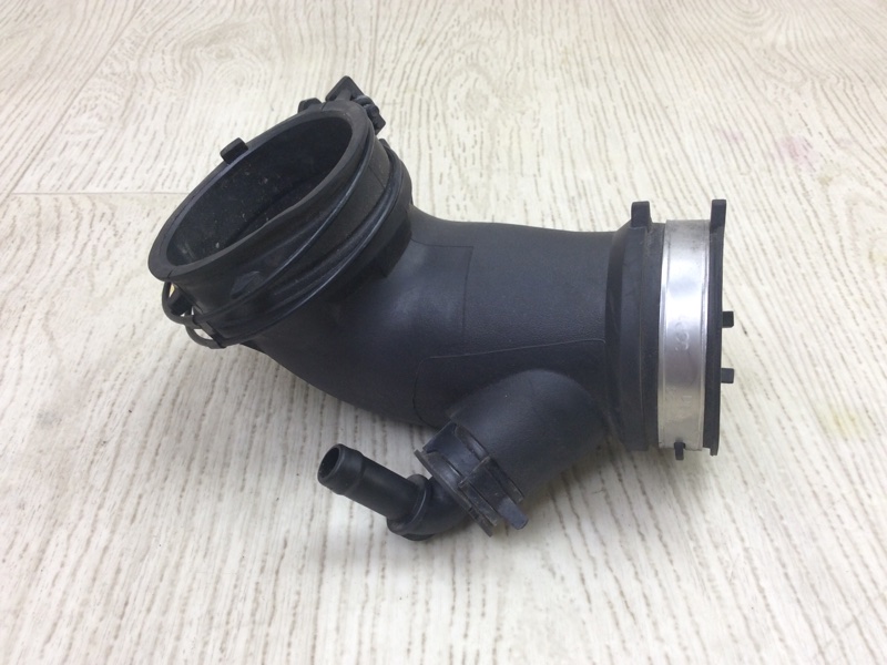 Патрубок воздушного фильтра NIRO 16- 2017 1.6 G4LE