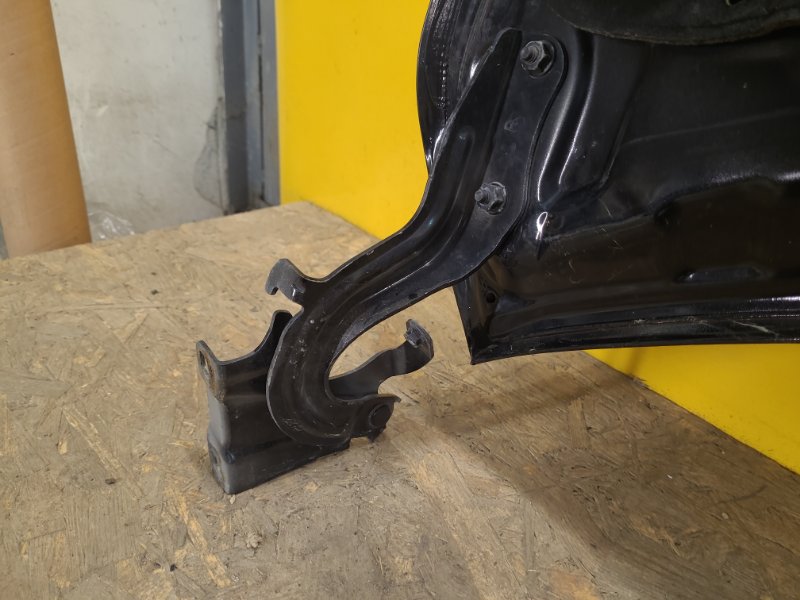 Петля капота правая NISSAN X-TRAIL/ROGUE T32 13-20