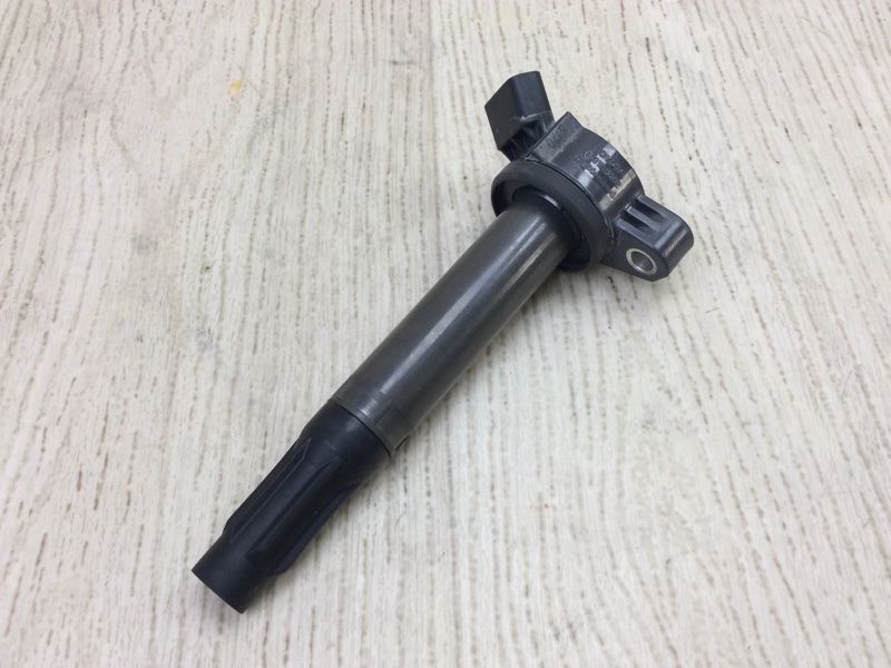 Катушка зажигания VENZA 09-16 2009 3.5 2GR-FE Катушка зажигания VENZA 09-16 2009 3.5 2GR-FE