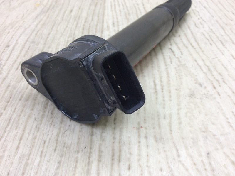 Катушка зажигания VENZA 09-16 2009 3.5 2GR-FE Катушка зажигания VENZA 09-16 2009 3.5 2GR-FE