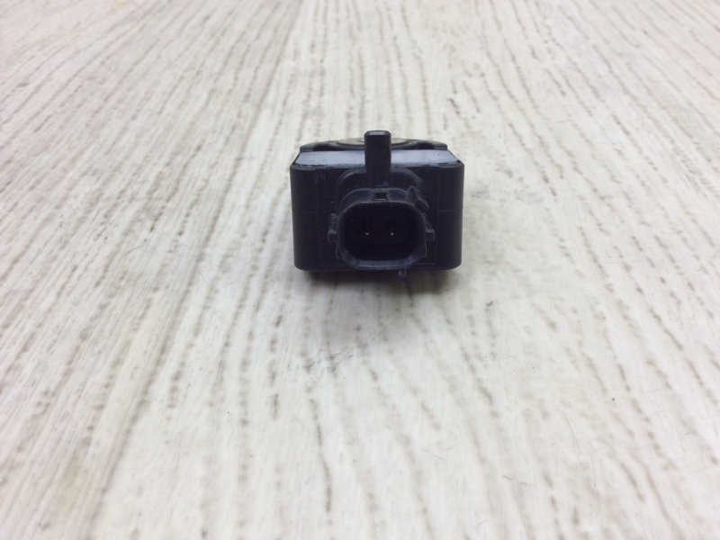 Датчик удара передний TOYOTA VENZA 09-16 3.5 2GR-FE Датчик удара передний TOYOTA VENZA 09-16 3.5 2GR-FE