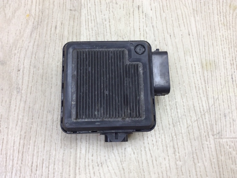 Блок управления АКПП VENZA 09-16 2009 3.5 2GR-FE