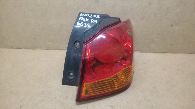 Фонарь наружный правый MITSUBISHI ASX / OUTLANDER SPORT 10-21 2012 2.0 4B11 8330A692 Б/У