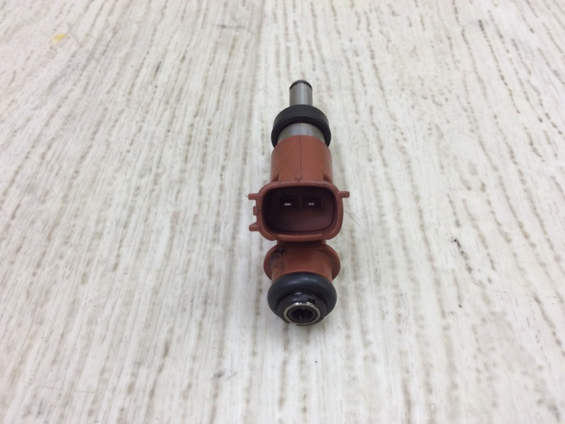 Форсунка топливная TOYOTA VENZA 09-16 3.5 2GR-FE