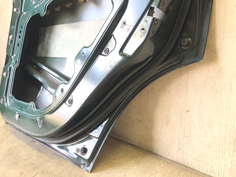 Дверь задняя правая DURANGO 11- (WD)