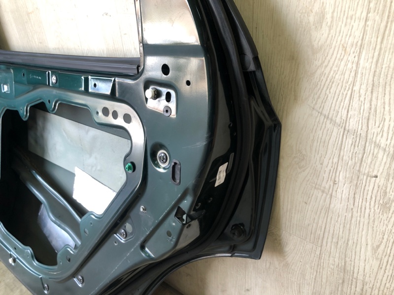 Дверь задняя правая DURANGO 11- (WD)