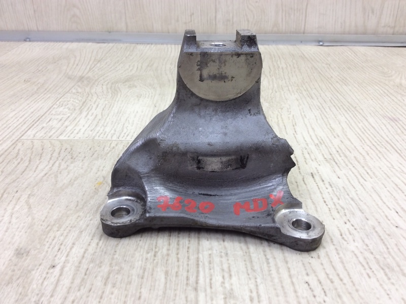 Кронштейн опоры двигателя передний MDX (YD2) 06-13 2007 YD2 3.7 J37A1