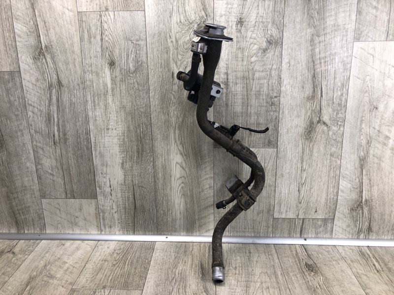 Горловина топливного бака HYUNDAI SONATA LF 2014- 2016 LF 2.0 G4NG 31030E6510 Б/У