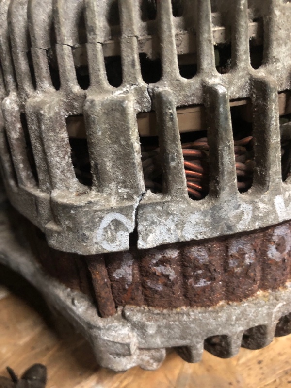 Генератор QX60/JX35 12-20 2014 Внедорожник 3.5 VQ35DE