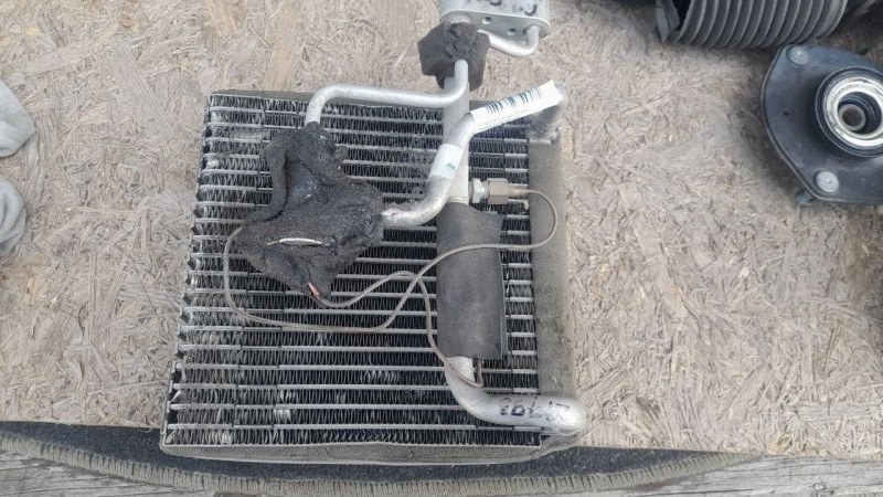 Испаритель кондиционера MAZDA 323 BJ 98-2003