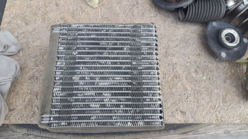Испаритель кондиционера 323 BJ 98-2003