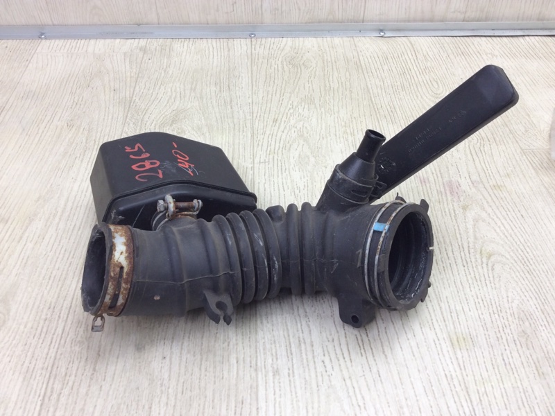 Запчасть патрубок воздушного фильтра TOYOTA CAMRY 40 06-11 2007 ACV40 2.4 2AZFE 178810H090 Б/У Патрубок воздушного фильтра TOYOTA CAMRY 40 06-11 2007 ACV40 2.4 2AZFE 178810H090 Б/У