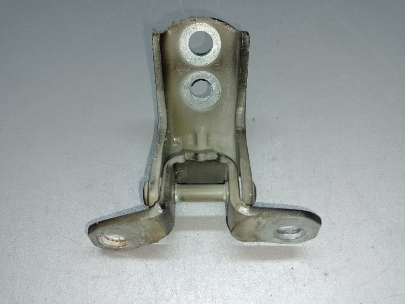 Петля двери верхняя передняя правая NISSAN PATHFINDER R52 12-21 2013 3.5 VQ35DE 80400-ZX60A Б/У