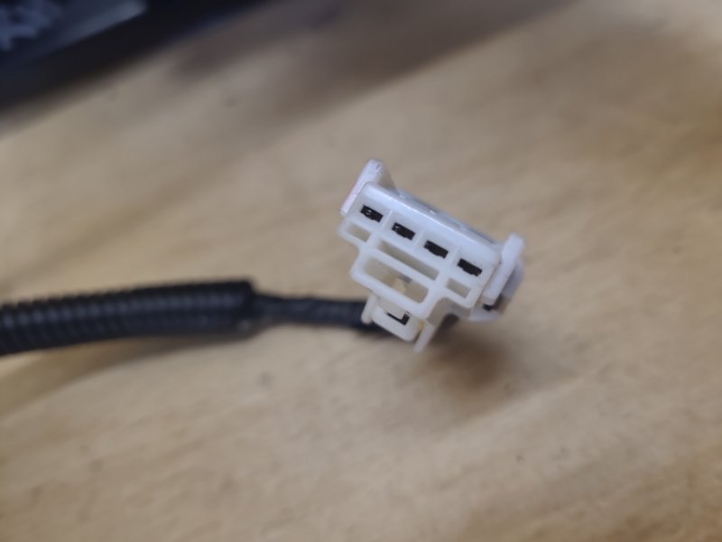 Фонарь наружный правый X-TRAIL/ROGUE T32 13-20