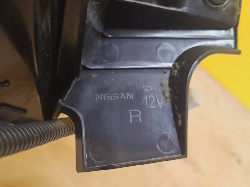 Фонарь наружный правый X-TRAIL/ROGUE T32 13-20