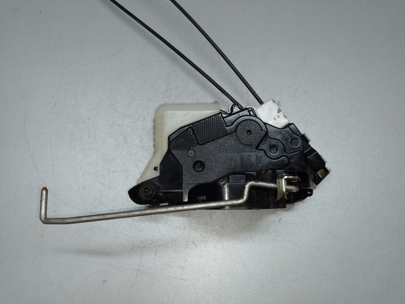 Замок двери передний правый SUBARU IMPREZA 11-17 GJ 2.0 FB20B