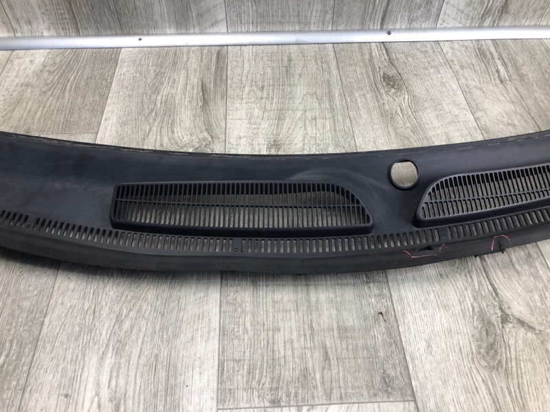 Пластик под лобовое стекло / Жабо FIESTA 08-17 2017 1.6 C16HDEZ