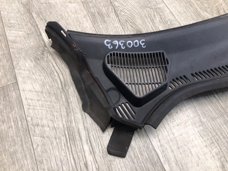 Пластик под лобовое стекло / Жабо FIESTA 08-17 2017 1.6 C16HDEZ