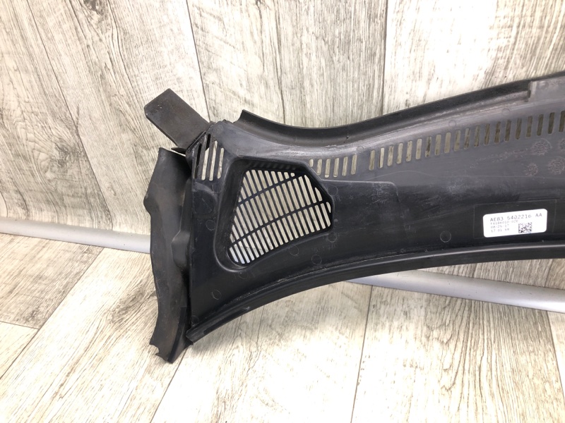 Пластик под лобовое стекло / Жабо FIESTA 08-17 2017 1.6 C16HDEZ