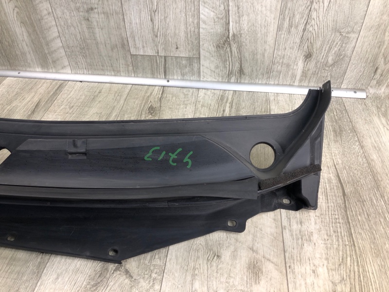 Пластик под лобовое стекло / Жабо PATHFINDER R52 12-21 2015 R52 3.5 VQ35DE