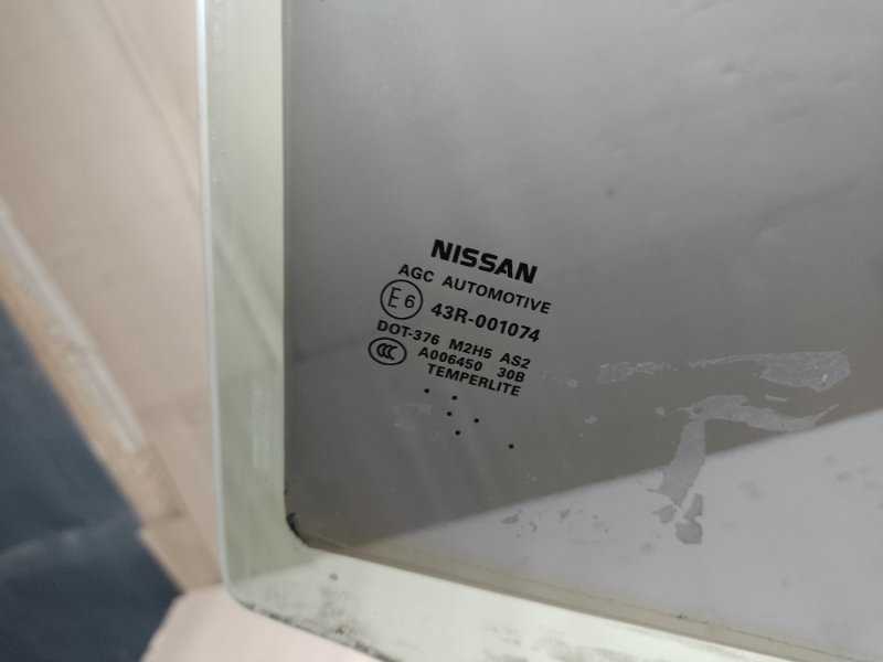 Стекло двери переднее правое NISSAN PATHFINDER R52 12-21 3.5 VQ35DE
