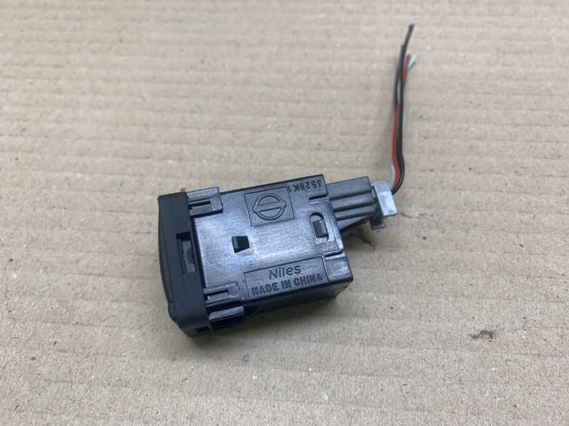 Кнопка PATHFINDER R52 12-21 2013 3.5 VQ35DE