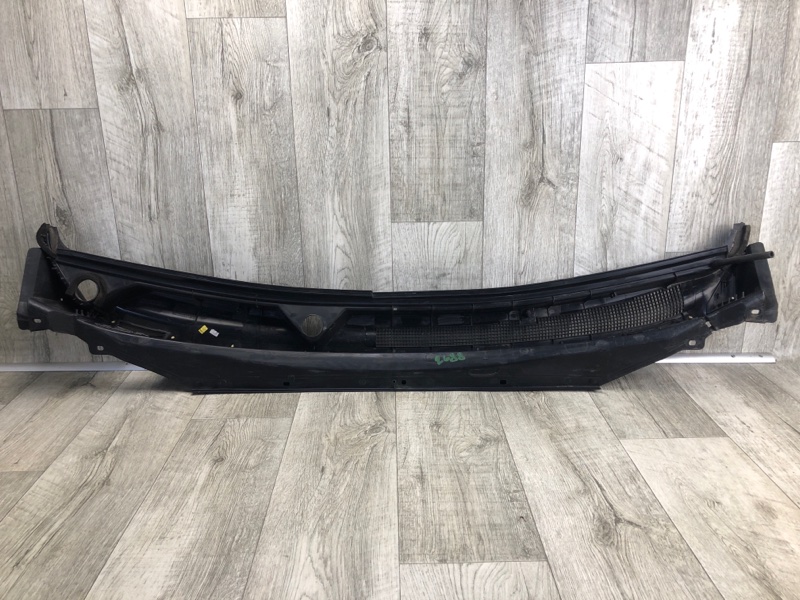 Пластик под лобовое стекло / Жабо PATHFINDER R52 12-21 2013 3.5 VQ35DE